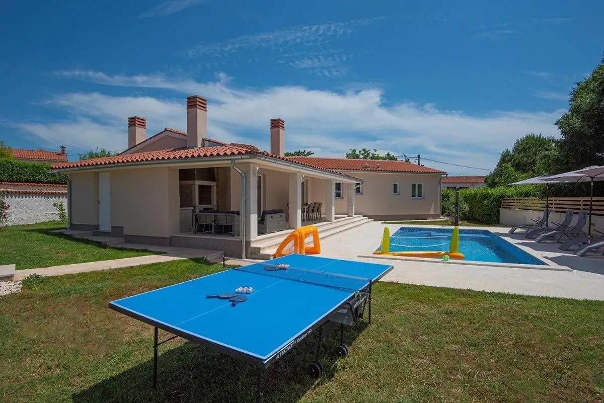 Villa Lu 0*, Vodnjan Croatia
